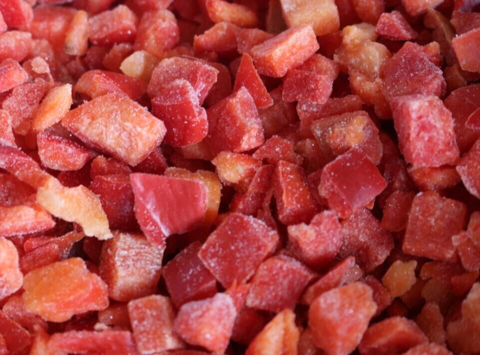 IQF RED PEPPER CUBES